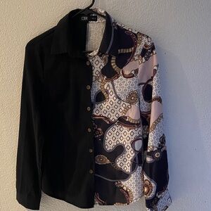 Split Design Black & Chain Print Statement Blouse – Size M”